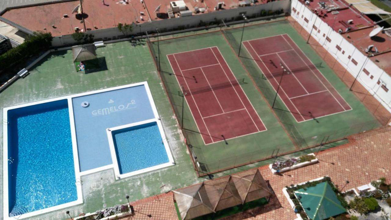 Gemelos 2 Big Views Benidorm Bagian luar foto